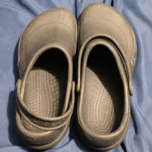 Used Crocs Classic Rubber Solid Slip On Slippers Black Mens size 9 or woman s11